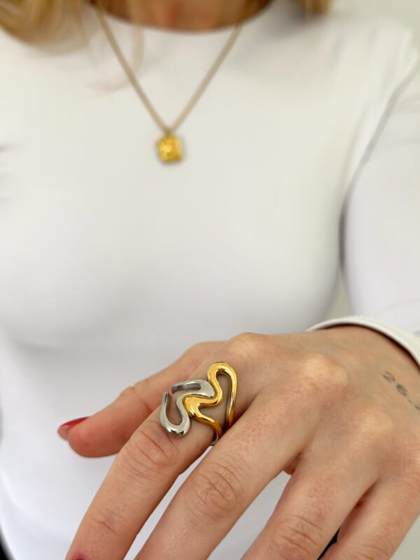 Anillo Curve Bicolor - Imagen 3